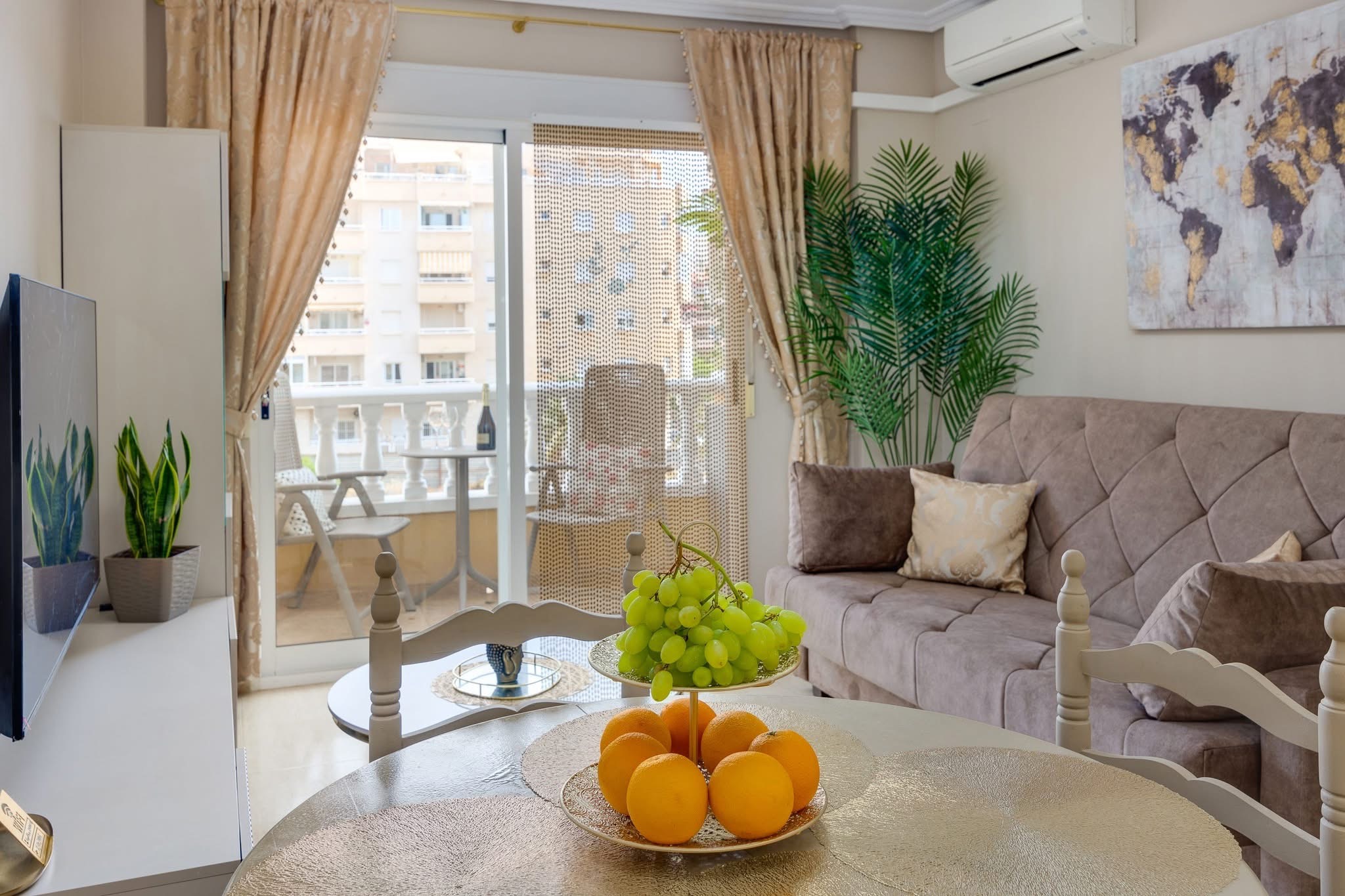 Alquilar Apartamento con 2 dormitorios en C.de Pedro Lorca 160, Torrevieja
