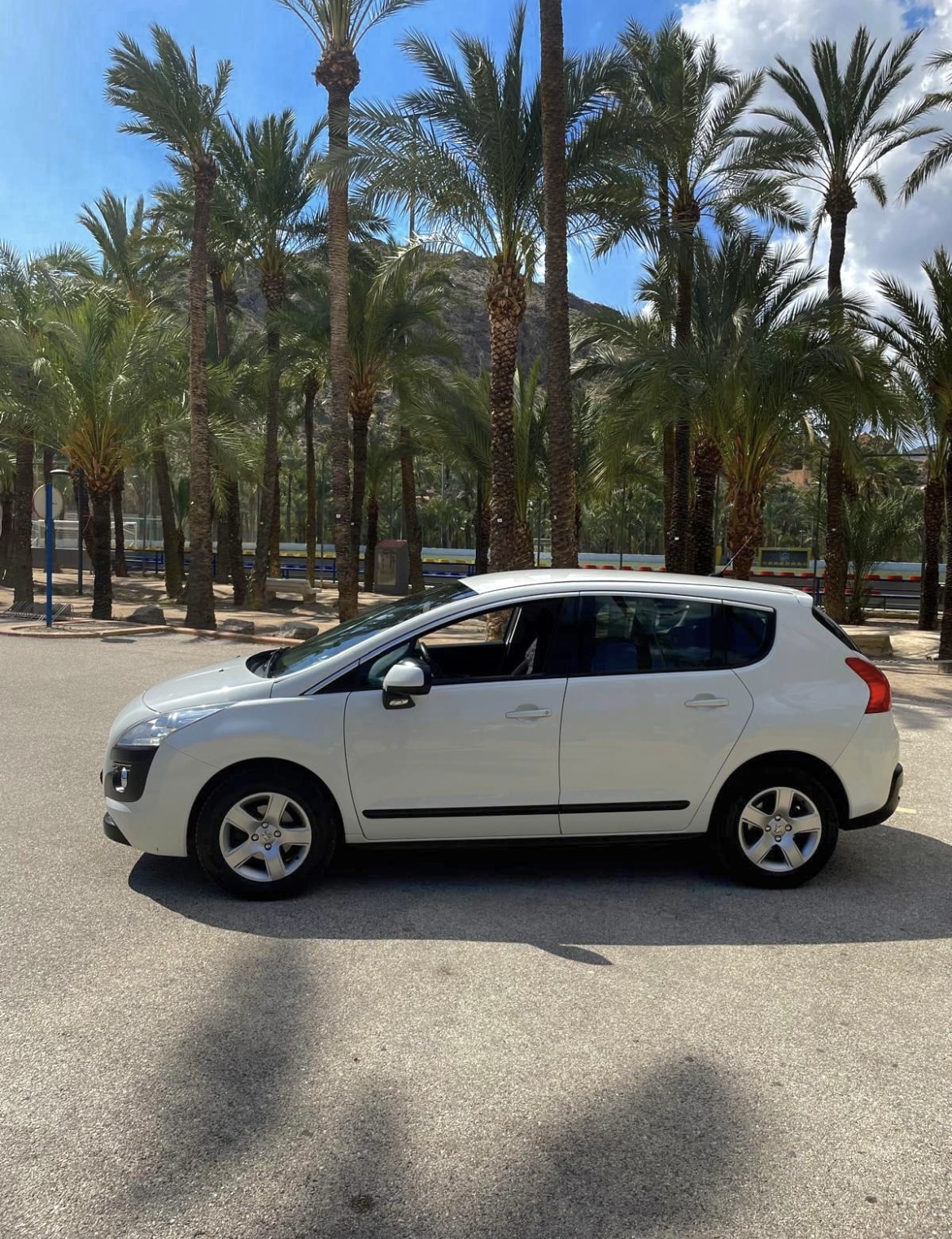 Peugeot nuoma Torreviejoje: kaina ir sąlygos