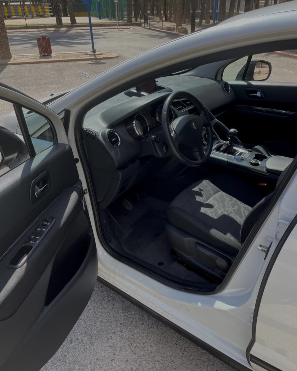 Peugeot nuoma Torreviejoje: kaina ir sąlygos