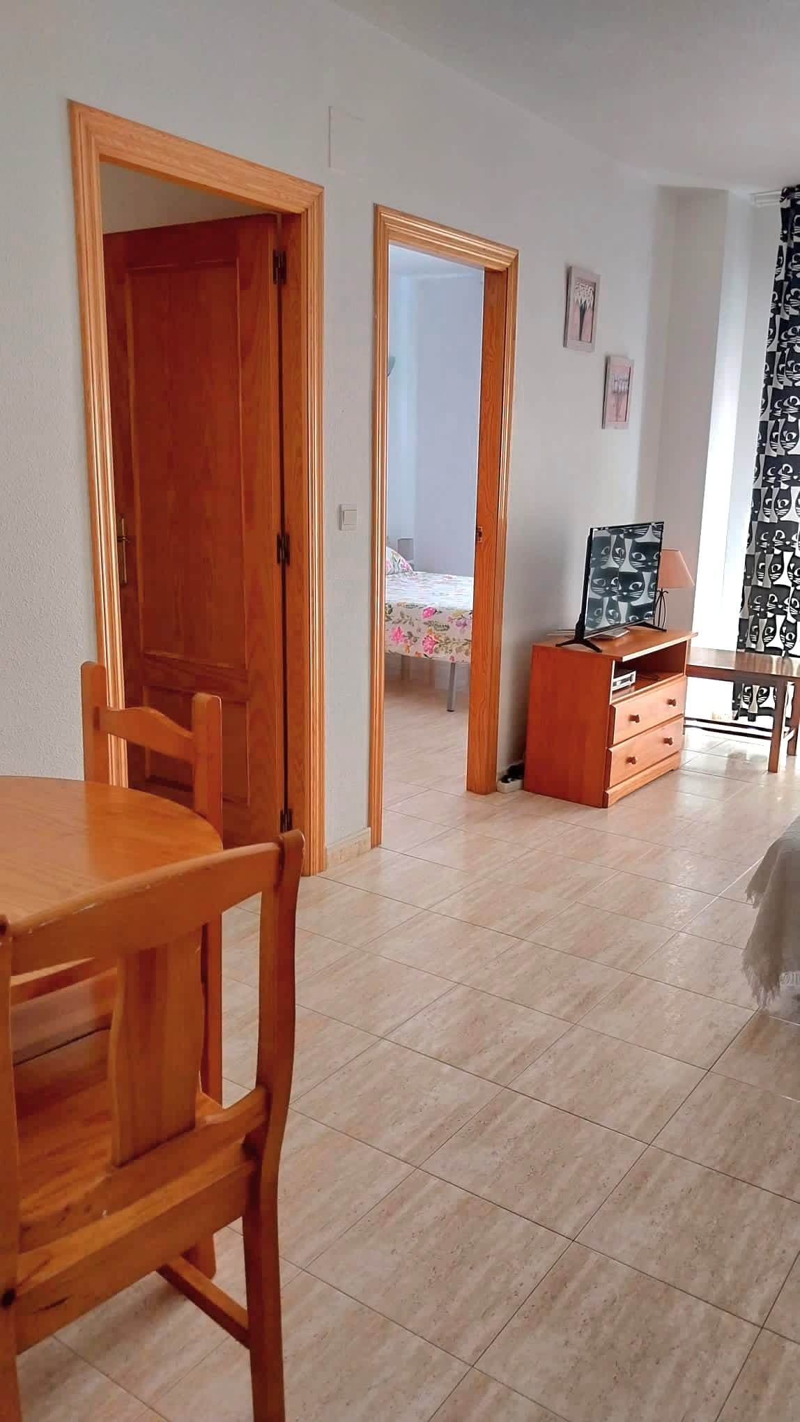 Alquilar Apartamento con 2 dormitorios en Calle la Loma 35, Torrevieja