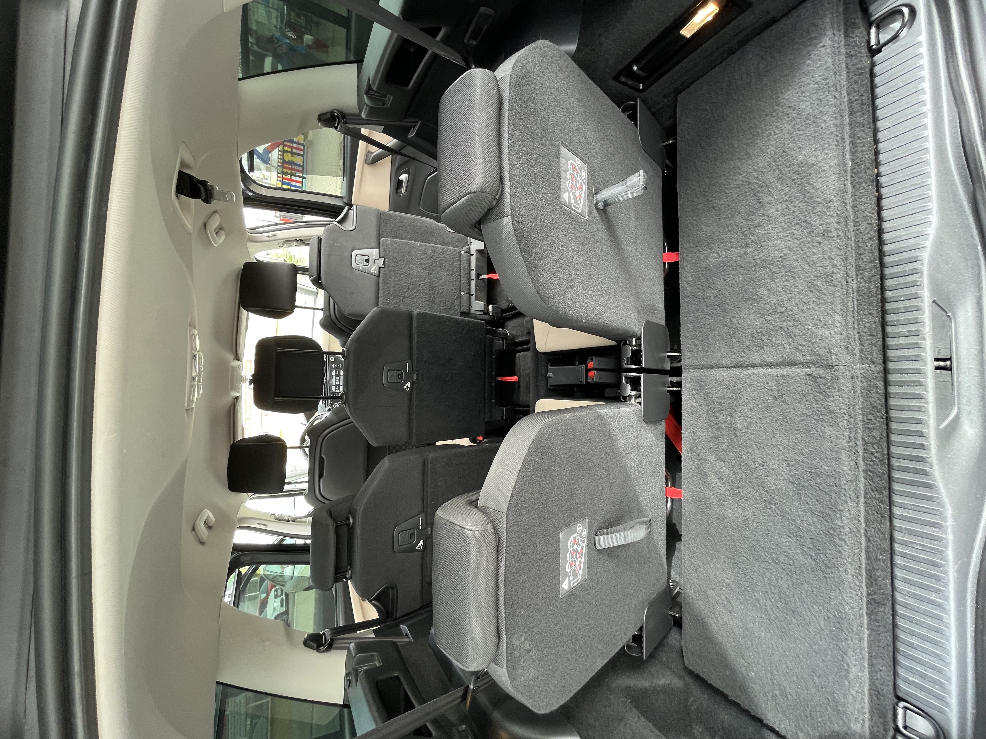 Аренда Citroen C4 Picasso в Торревьехе: цена и условия