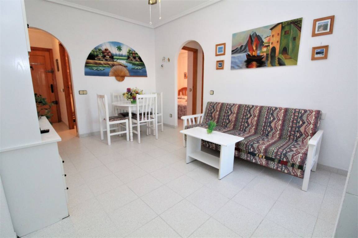 Alquilar Apartamento con 3 dormitorios en C.Santomera 27,Torrevieja