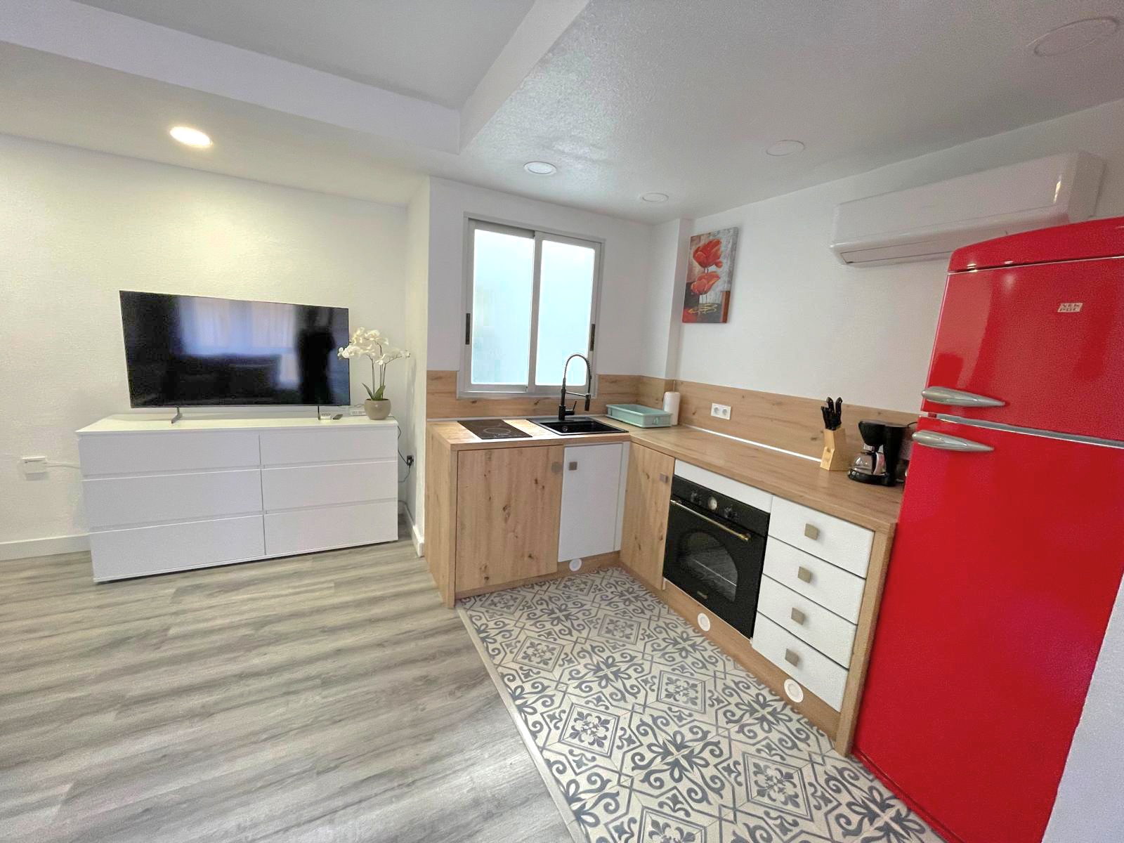Alquilar Apartamento con 2 dormitorios en C.Suecia 10, Torrevieja