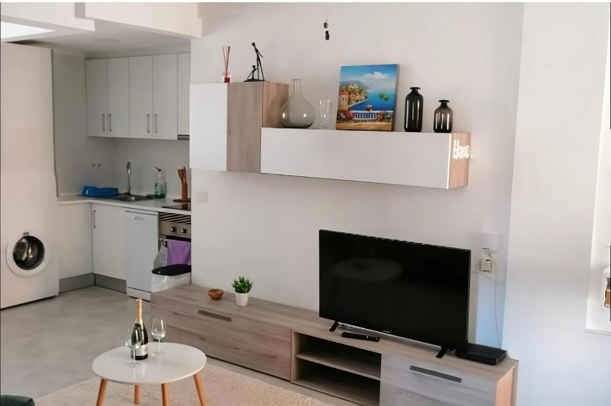 Alquilar Apartamento con 3 dormitorios en C.Valencia 18, Torrevieja
